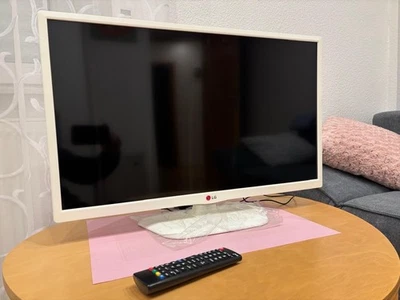 LG 28LB457U 28” LED TV – HDMI, SCART, USB, DVB-T/C/S2, Weiß – Top Zustand - Bild 1 von 3