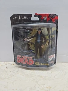 Officer Rick Grimes Series 1 McFarlane Toys The Walking Dead Comic  - Picture 1 of 3