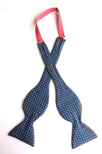 Vintage 1960s 1970s SILK Bow Tie Self Tie Mid Blue with White Polka Dots LARGE - Picture 1 of 10