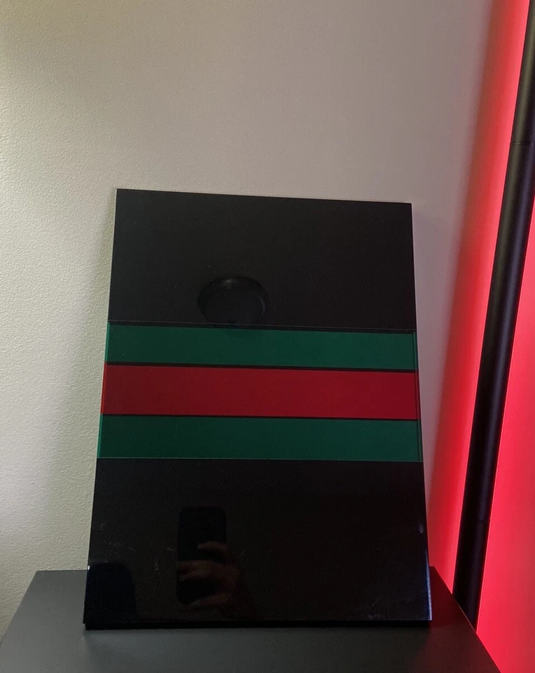 Reflective Gucci Inspired 3D Wall Art Plaque, Fine Art, High Fashion 14x12 - Image 1 of 4