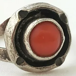 Anello tondo vintage argento pietra arancione cabochon 5,5 ossidato sud ovest non marcato - Foto 1 di 11