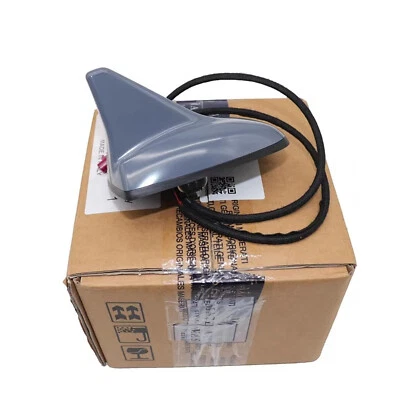 673005984 Roof Navi GPS Radio Antenna for Maserati Quattroporte (M156) 2017-2020 - Image 1 of 3