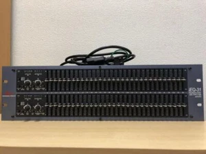 dbx iEQ-31 2ch 31-Band Graphic Equalizer Digital Effector 113dB Tested Working - Picture 1 of 4