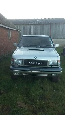 isuzu trooper/ Vauxhall Monterey 3.1 rompiendo tuerca oxidada - Imagen 1 de 4