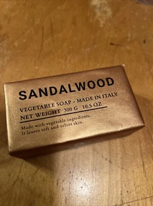 Italian Luxury Vegetable Bar Soap 10.5oz Sandalwood - Picture 1 of 3