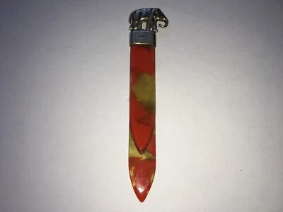 C1920s VINTAGE SILVER PLATED ELEPHANT TOP AGATE LOOK BOOKMARK - Immagine 1 di 4