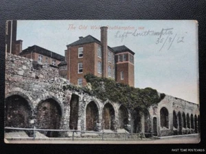 c1912 -The Old Wall, Southampton - Picture 1 of 1