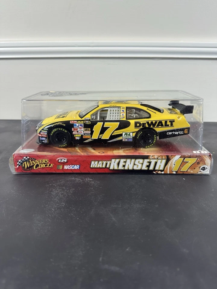 2008 Winner's Circle NASCAR #17 Matt Kenseth Dewalt 1:24 COT Ford Fusion - Image 1 of 1
