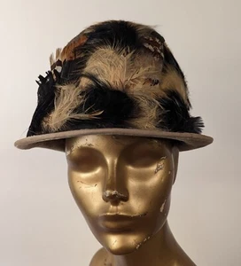 FLAPPER 1920’S BLACK SATIN CLOCHE HAT W FEATHER FRONT + VELVET BRIM - Picture 1 of 5