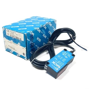 WT18-3P110 Sick Photoelectric Sensor 10-30VDC, 1025887 - Picture 1 of 6