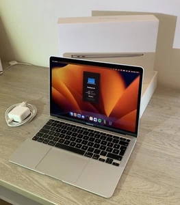2020 MACBOOK AIR 13 m1 8gb 256gb Silver - Read description - Afbeelding 1 van 10