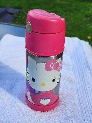 Termo para beber Hello Kitty buen estado usado Foto 1 de 4