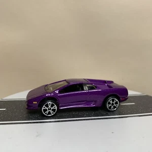 2004 Matchbox Superfast #72 1990-1998 Lamborghini Diablo Purple Mtflk 1:59 NM - Picture 1 of 12