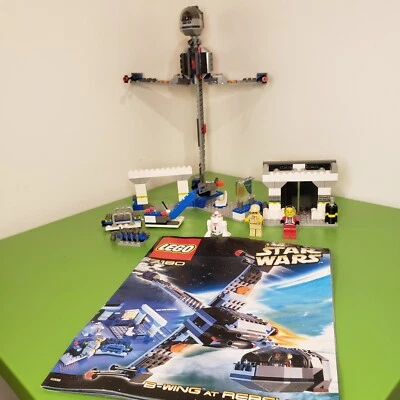 LEGO Star Wars: B-wing at Rebel Control Center (7180) Complete W/ Minis & Manual - Image 1 of 4