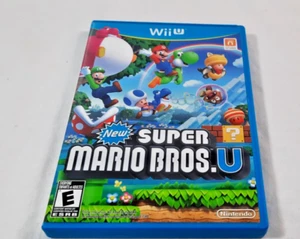 New Super Mario Bros. U (Nintendo Wii U, 2012) COMPLETE disk/case/manual - Picture 1 of 3