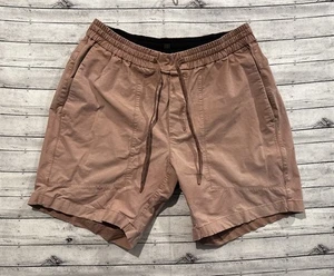 Pantalón Corto Chino LULULEMON Para Hombres At Ease Talla L Rosa Polvorienta Cordón Atlético Informal - Imagen 1 de 17