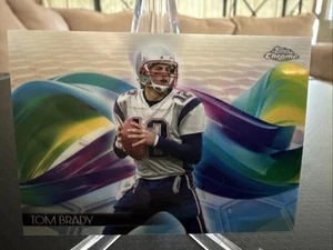 2024 Topps Chrome Tom Brady Helix Case Hit SSP Patriots - Picture 1 of 3