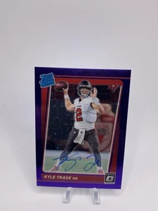 2021 Panini Donruss Optic Kyle Trask Purple Stars Rookie Auto #’d /50 - Bild 1 von 2