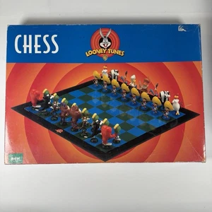 Vintage Warner Bros Looney Tunes Chess Set. 1999. Complete In Box - Picture 1 of 14