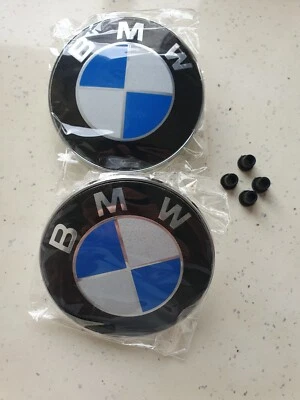 2x BMW Insigne logo Capot Coffre 82mm 82mm emblème + 4 OEILLETS DE FIXATION - Immagine 1 di 2