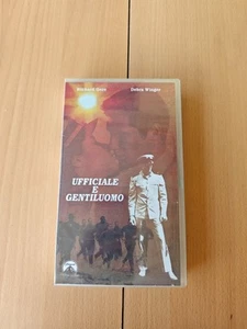 UFFICIALE E GENTILUOMO RICHARD GERE - VHS PARAMOUNT NUOVA SIGILLATA * RARA * - Foto 1 di 3