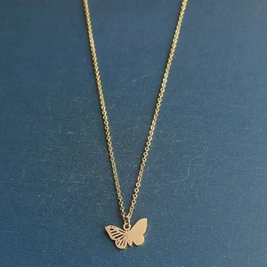 Elegant Hollow Butterfly Necklace Stunning Accessory for Fashion Enthusiasts - Picture 1 of 14