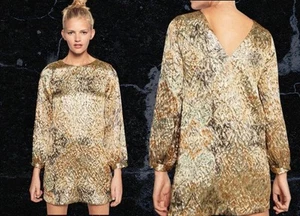 Neu mit Etikett Zara Trafaluc Goldfolie Kleid Größe XS (passt bis UK 14)  - Bild 1 von 1