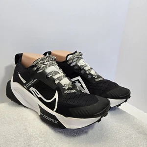 Nike ZoomX Zegama Trail schwarz weiß Damengröße 8,5 Laufschuhe DH0625-001 - Bild 1 von 18