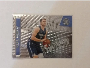 LUKA DONCIC 2021-22 PANINI ILLUSIONS CHASING THE HALL #7 DALLAS MAVERICKS - Picture 1 of 2