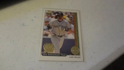 1999 UPPER DECK #X29 LARRY WALKER  BASEBALL CARD - Image 1 of 2