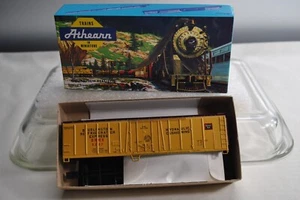 Athearn 1632 HO 50' OB Reefer Kit Burlington BRMX 5237 Yellow NOS - Picture 1 of 12