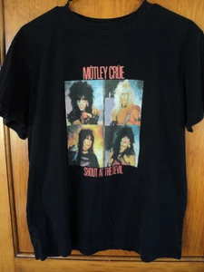 Motley Crue T-Shirt - Gr. M weit - gut getragen - kleine Beschädigungen - Bild 1 von 7