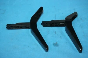 STAND FOR BUSH DLED32287HDCNTDFVP DLED32287HD 32HB16T61U 32D1633DB TV'S - Picture 1 of 2