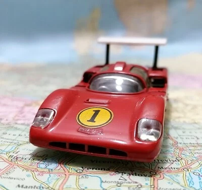 CHAPARRAL  2F - Vintage Mebetoys A-23 , Scala 1/43 , Made in Italy 1968 - Immagine 1 di 4