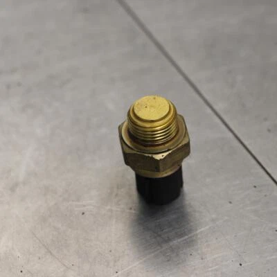 Suzuki GSX1300R Hayabusa 2001 2007 01-07 Coolant Temperature Radiator Sensor Foto 1 de 4