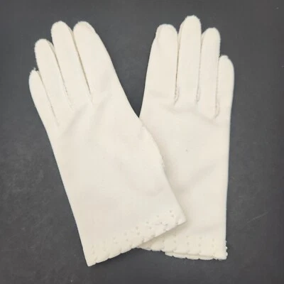Vintage 60s gloves women's S white wedding handmade short retro modest classic - Image 1 of 4