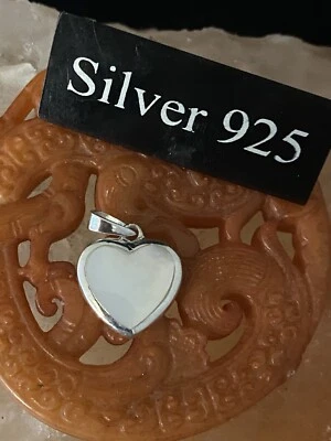 Silver And Mother Of Pearl and Shell Heart PendantAnd Fine Silver Chain - Image 1 of 4