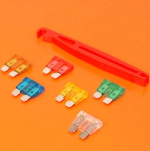 Hochwertige 103 mm Sicherungsabzieher rot & 6 Standard Blade Sicherungen KFZ Auto Van - Bild 1 von 4