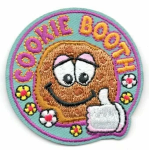 COOKIE BOOTH Bügelbild Patch Pfadfinder Junge Mädchen Jungtier Backen Plätzchen - Bild 1 von 1