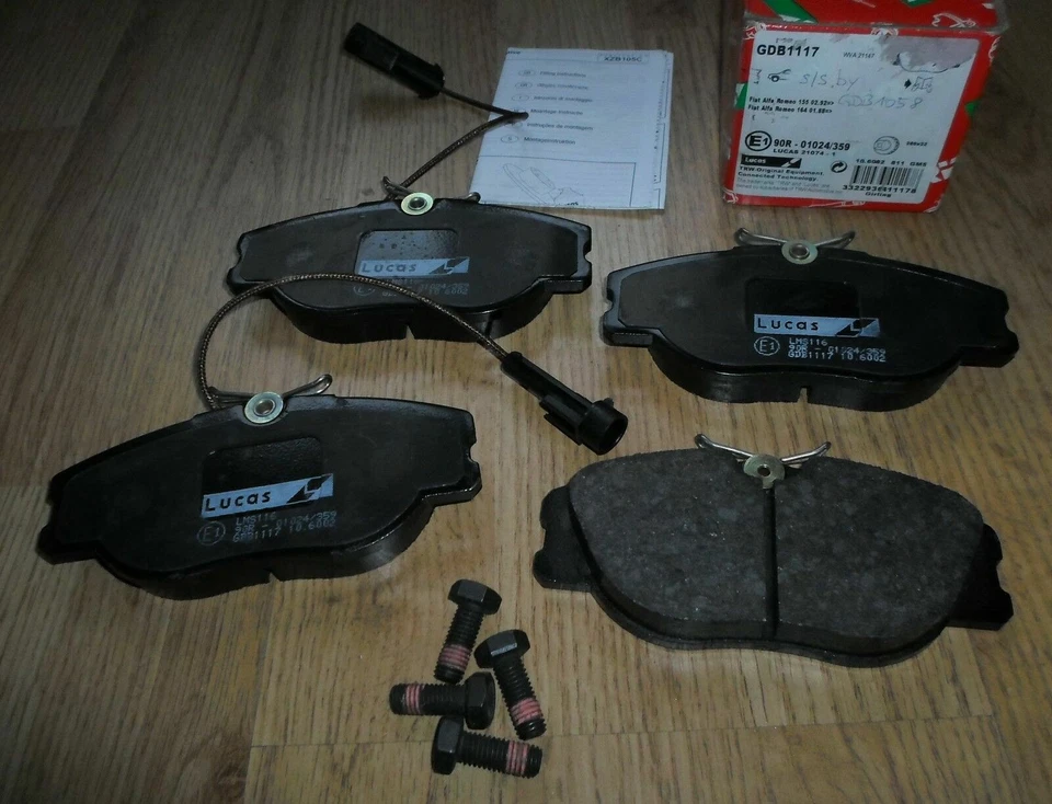 TRW Brake Pad Set Alfa Romeo 155 / GTV 2 / Spider, Lancia Theme - Image 1 of 1