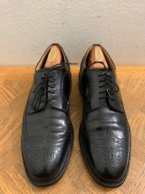 Punta de ala negra Churchill hecha en Inglaterra para hombre talla 44/D EE. UU. 10 Foto 1 de 4