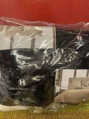 Hotel Collection Queen Bedskirt Crystalle, Gold 👍 - Image 1 of 3