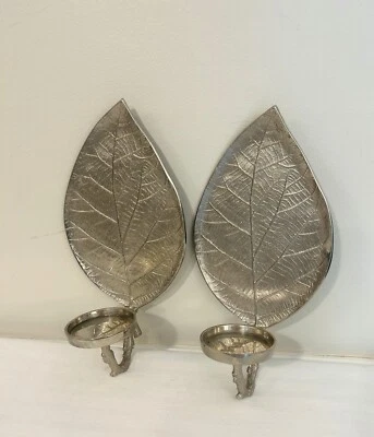 Leaf Shaped Metal Silver Wall Sconces - Image 1 of 4