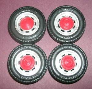 1/18 Scale Dunlop Tire Set with Mercedes 300SL Dog Dish Wheels (4) Bburago Parts - Picture 1 of 6