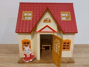 RARE VINTAGE! Sylvanian Families Red Roof Cosy Cottage Starter Home - Picture 1 of 7
