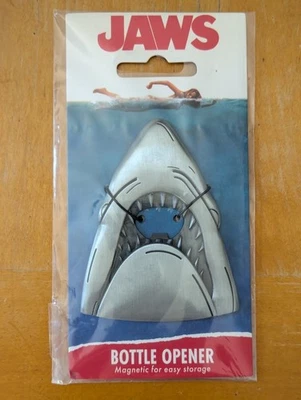 UNIVERSAL STUDIOS Jaws 50th Anniversary Heavy Duty Metal Magnetic Shark Bottle Opener