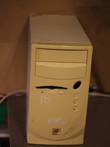 AT PC Computer CASE Tower beige fine 2000 retrò con alimentatore 200 W - Foto 1 di 9