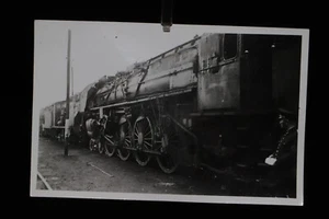 org. altes Foto Dampflok 241A II mit Schaffner um 1930 - Picture 1 of 9