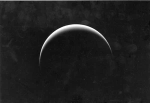 Uranus, NASA Foto von der Raumsonde Voyager 2 -- neue Postkarte - Bild 1 von 2