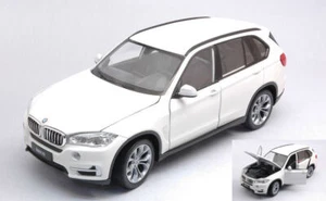 Modellino auto scala 1:24 Welly BMW X5 WHITE diecast modellismo da collezione - Foto 1 di 1